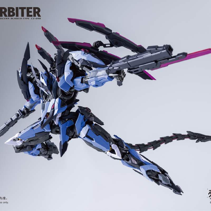 Pre-order Daiblos Core CZ-098 Arbiter 1/100 Scale Model Kit (Pre-Order)