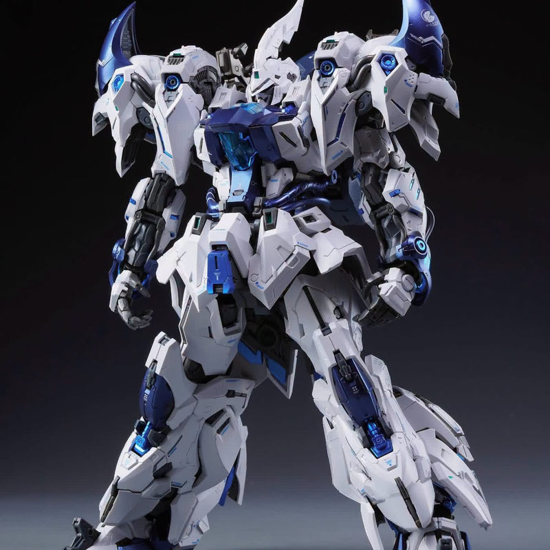 In Era+ RMD series 1/100 scale Lizard Polar Shark version Model kit