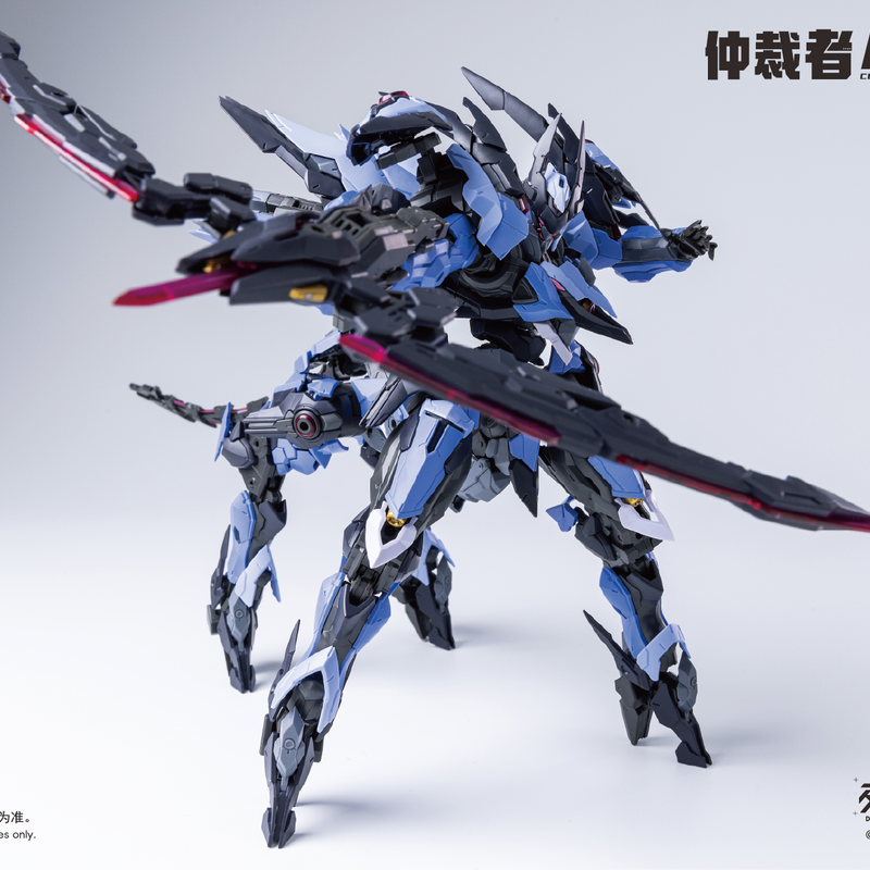 Pre-order Daiblos Core CZ-098 Arbiter 1/100 Scale Model Kit (Pre-Order)