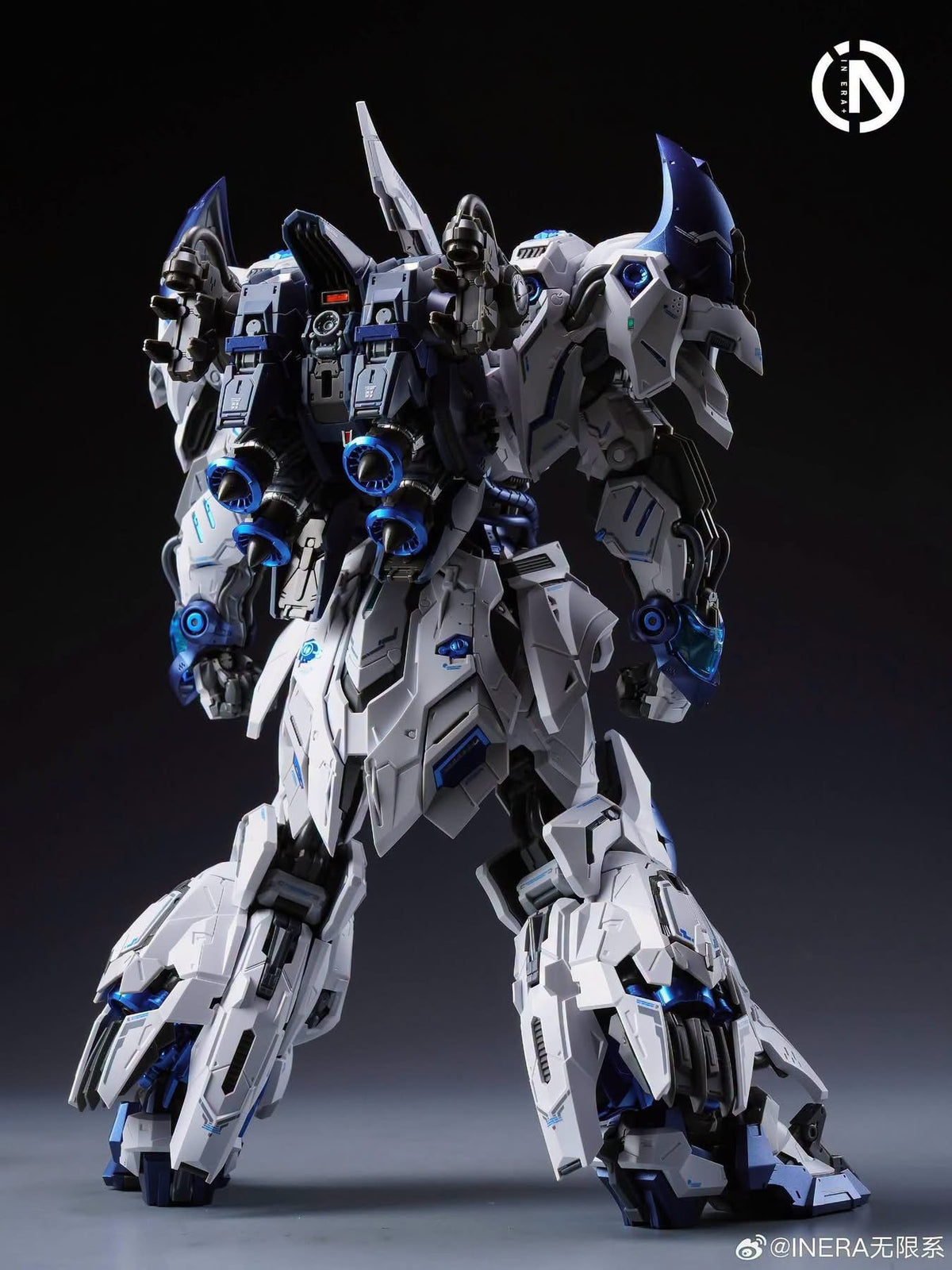 In Era+ RMD series 1/100 scale Lizard Polar Shark version Model kit