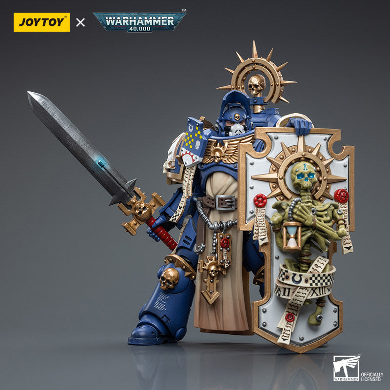 JOYTOY Warhammer 40,000 Ultramarines Primaris Captain with Relic Shield and Power Sword 1/18 Scale Action Figure