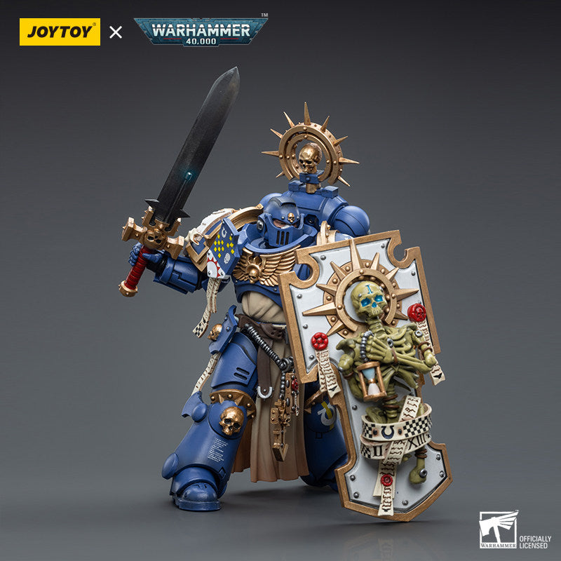 JOYTOY Warhammer 40,000 Ultramarines Primaris Captain with Relic Shield and Power Sword 1/18 Scale Action Figure