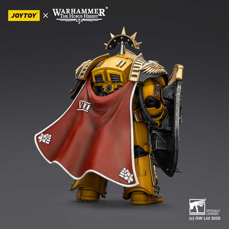 JOYTOY Warhammer: The Horus Heresy Imperial Fists Legion Praetor in Terminator Armour 1/18 Scale Action Figure